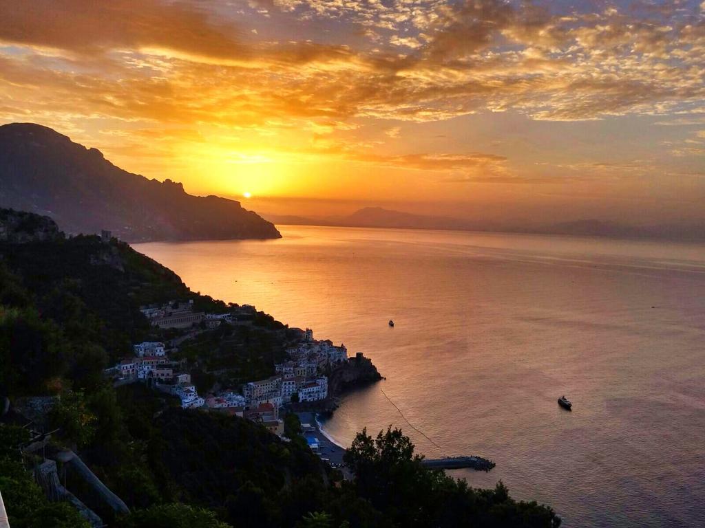 La Rosa Del Mare Villa Amalfi Exteriör bild